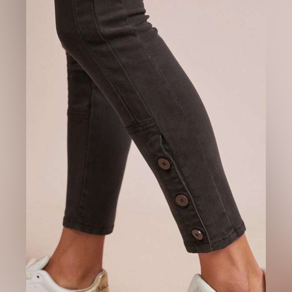 Anthropologie Ribbed Buttoned Ankle Utility Pants Women’s Size 26 - Picture 11 of 11